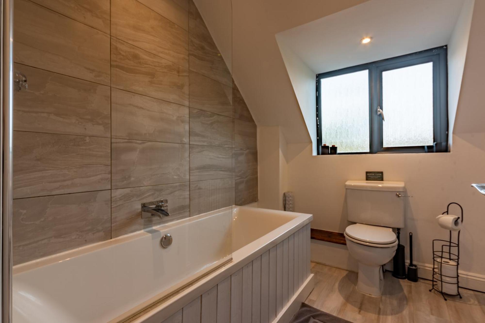 Cotswold Holiday Let With Hot Tub - The Old Garage Chipping Norton Buitenkant foto